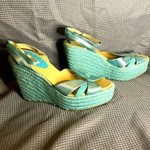 LOVIN COLIN STUART WEDGE SANDAL